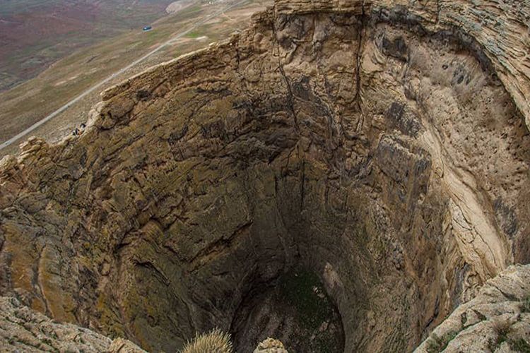 زندان دیو کجاست و چرا به این نام معروف است؟