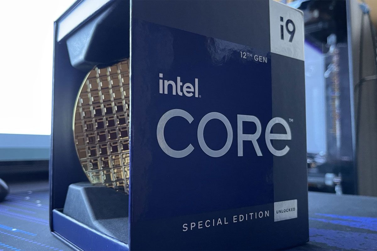 Core i9-12900KS اینتل، Ryzen 9 5950X ای‌ام‌دی را شکست داد